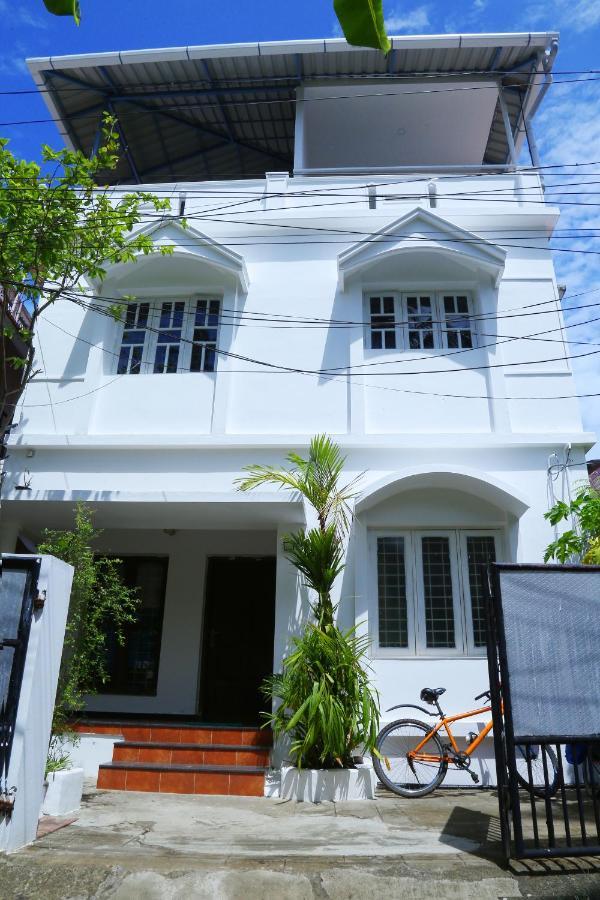 Bethesda Inn Kochi Exterior foto