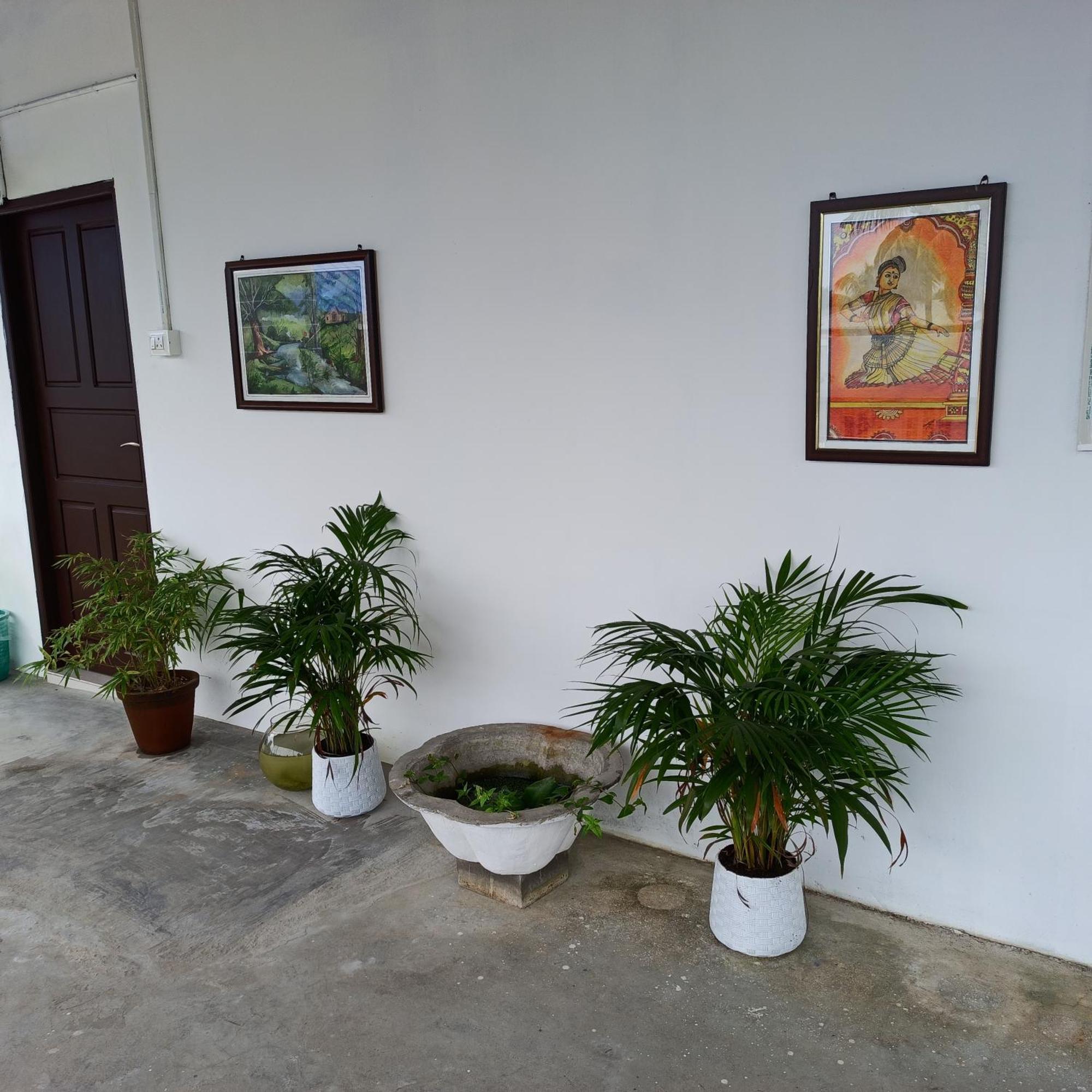 Bethesda Inn Kochi Exterior foto