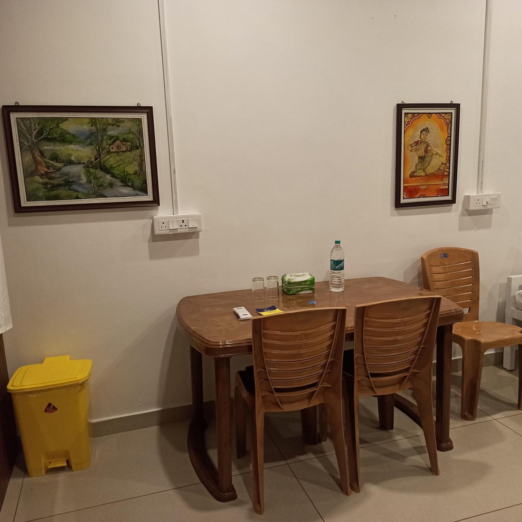Bethesda Inn Kochi Habitación foto