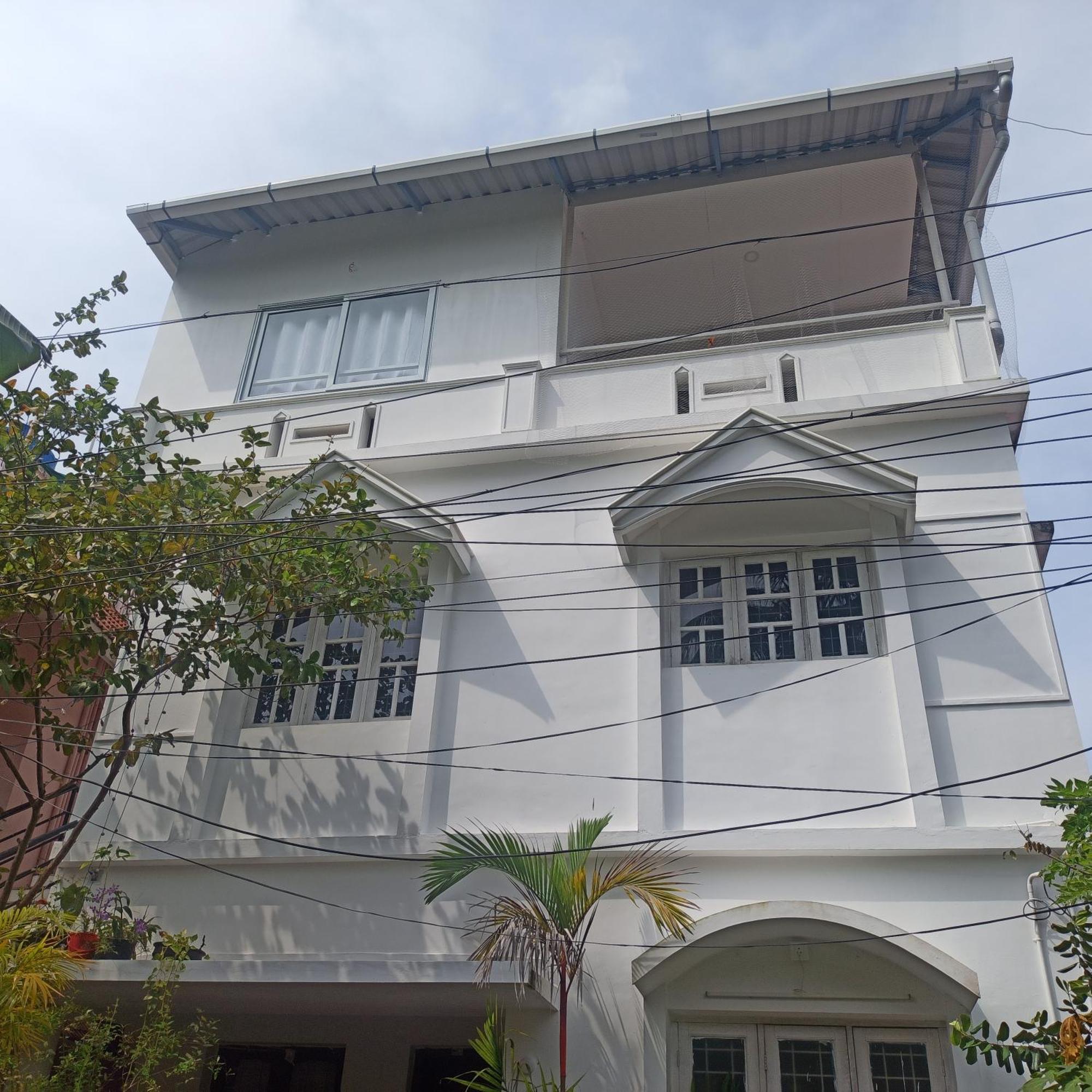 Bethesda Inn Kochi Exterior foto